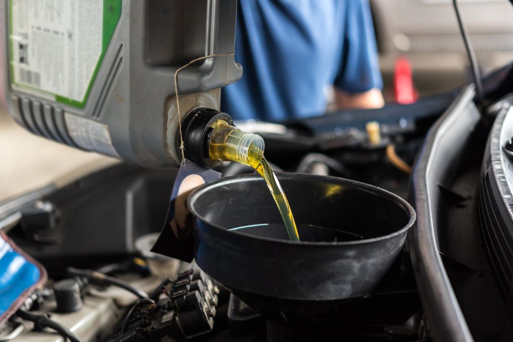Synthetic Blend Oil Change: A Prudent Choice for Your Engine
